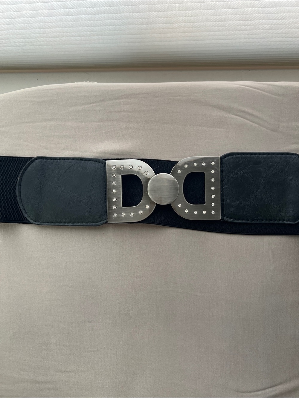 Vintage Sleek Black Elastic Waist Belt with Silver Studded Double-D Buckle